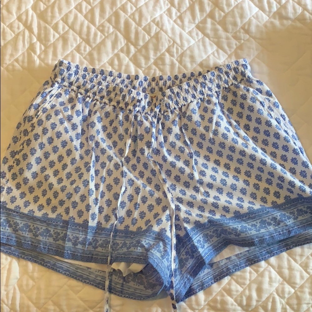 Vineyard Vines shorts